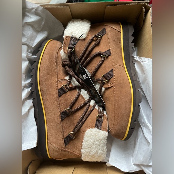 NIB HARLOW™ LACE COZY BOOTS | Brown fur sherpa Size 7.5 - Picture 7 of 8